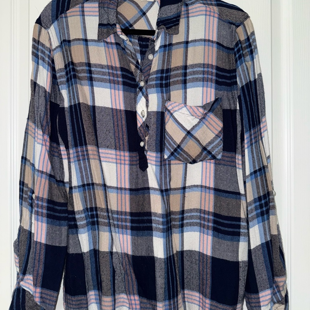 ID:23 Plaid Button-Up Shirt